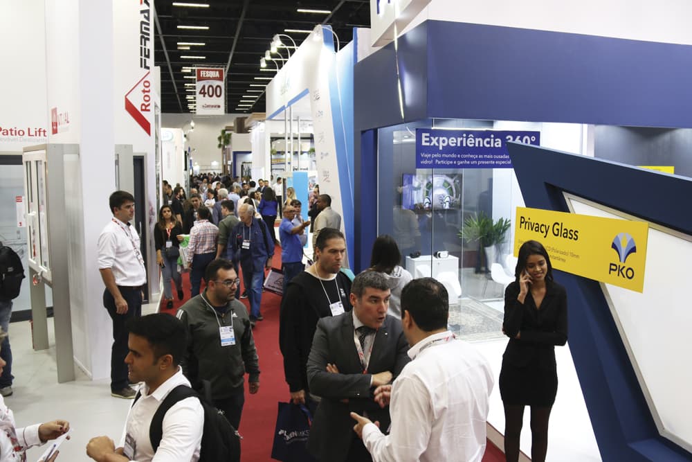 Feira de esquadrias movimenta o mercado