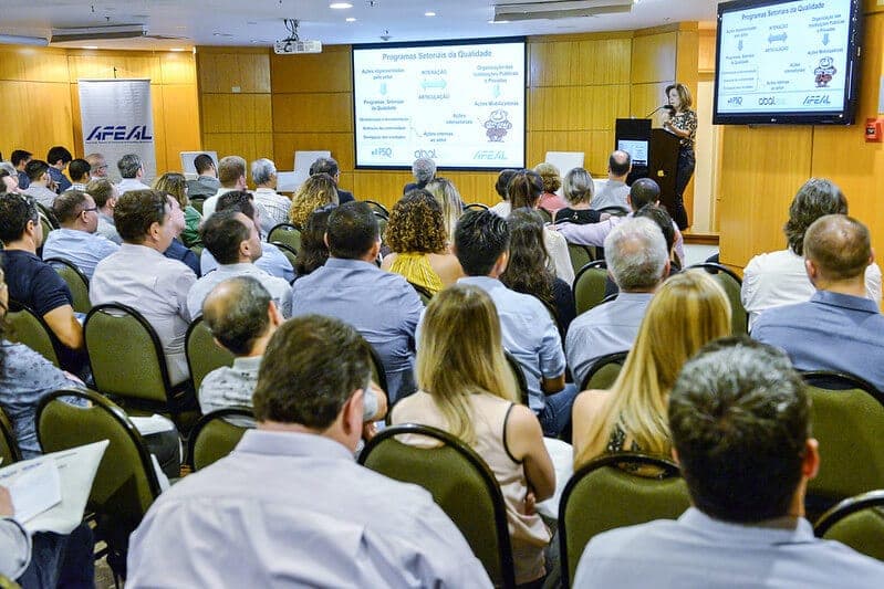 Evento debate qualidade das esquadrias de alumínio