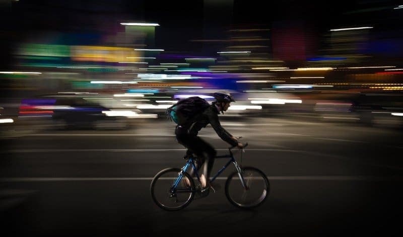 Refeição via delivery: cresce demanda por embalagens de alumínio