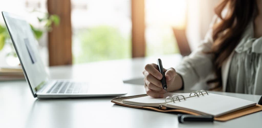 ABAL apresenta cronograma de cursos e webinars programados para o mês de setembro